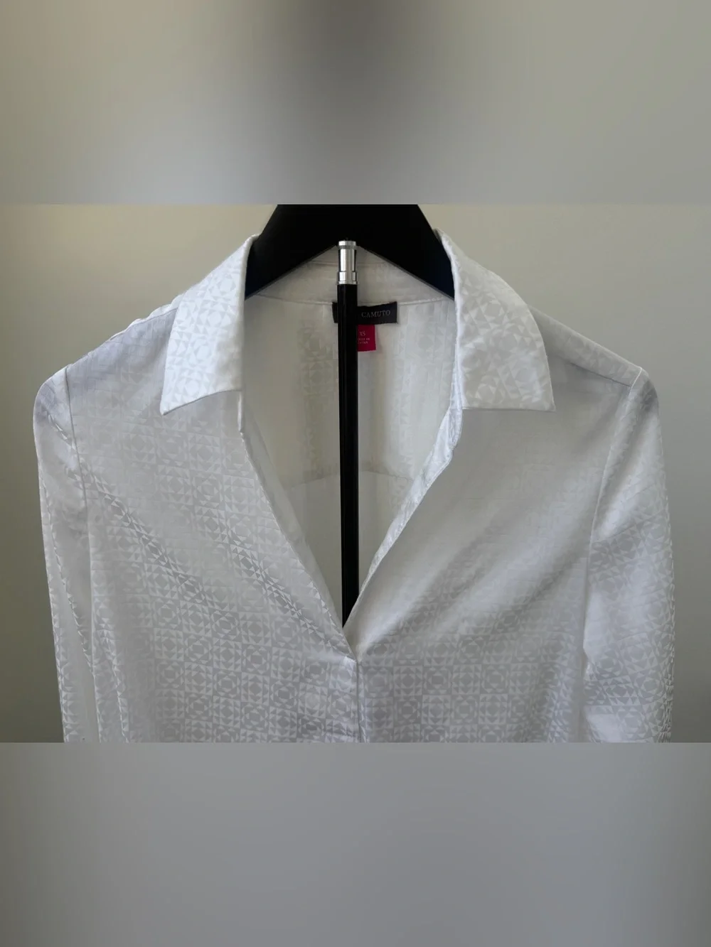 Vince Camuto | Geo Jacquard Blouse | New Ivory | XS